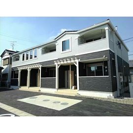 ルミエール 2階 築6年の賃貸物件