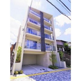 COZY山下通 4階 築5年10ヶ月の賃貸物件