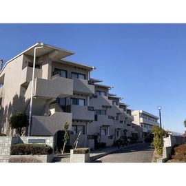 グランクール自由ヶ丘 2階 築34年7ヶ月の賃貸物件