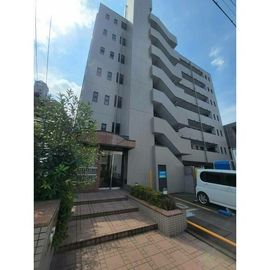 桜山駅より徒歩1分 築30年2ヶ月 7階建の賃貸物件