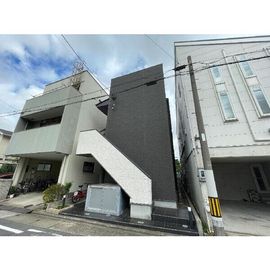 solare 1階 築13年3ヶ月の賃貸物件