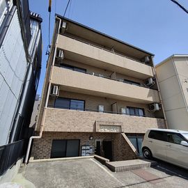 尾頭橋駅より徒歩11分 2階 築25年の賃貸物件