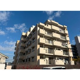 一社駅より徒歩12分 6階 築38年4ヶ月の賃貸物件