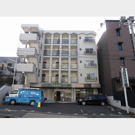 一社駅より徒歩4分 4階 築40年5ヶ月の賃貸物件