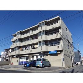 グリーズ本陣 3階 築39年の賃貸物件