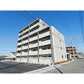 本郷駅より徒歩12分 4階 築4年2ヶ月の賃貸物件