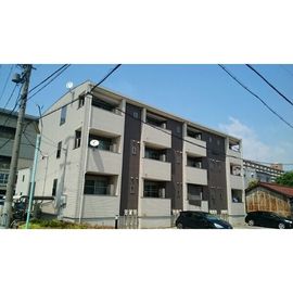 港北駅より徒歩13分 1階 築13年8ヶ月の賃貸物件