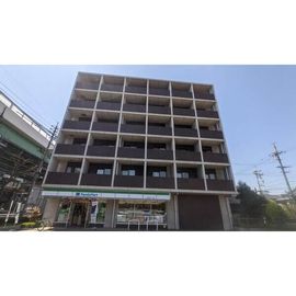 ＩＷＡＴＳＵＫＡＴＥＲＲＡＣＥ 2階 築14年8ヶ月の賃貸物件