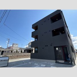 柴田駅より徒歩5分 新築 3階建の賃貸物件