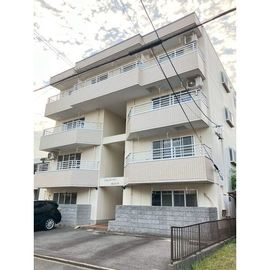 桜駅より徒歩10分 築35年2ヶ月 4階建の賃貸物件