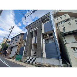 カーサ フェリーチェW 2階 築10年9ヶ月の賃貸物件