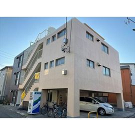 新栄マンション 2階 築52年2ヶ月の賃貸物件