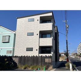 神沢駅より徒歩7分 3階 築1年6ヶ月の賃貸物件