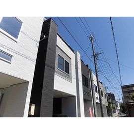太閤通駅より徒歩10分 築6年3ヶ月 3階建の賃貸物件