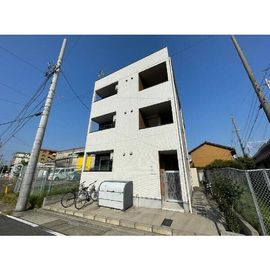 Luana 3階 築7年11ヶ月の賃貸物件