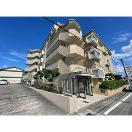 鶴里駅より徒歩16分 1階 築40年11ヶ月の賃貸物件
