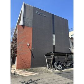 平安通駅より徒歩1分 3階 築14年8ヶ月の賃貸物件