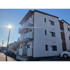 大森・金城学院前駅より徒歩5分 築38年3ヶ月 3階建の賃貸物件