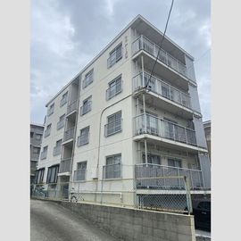 シャトー上社 4階 築48年9ヶ月の賃貸物件