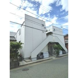 クローバー 1階 築13年4ヶ月の賃貸物件
