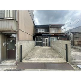 東枇杷島駅より徒歩9分 築50年2ヶ月 2階建の賃貸物件