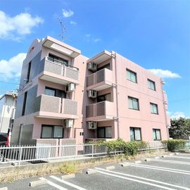 高畑駅より徒歩7分 築30年5ヶ月 3階建の賃貸物件