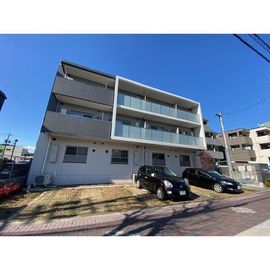本郷駅より徒歩6分 1階 築5年5ヶ月の賃貸物件