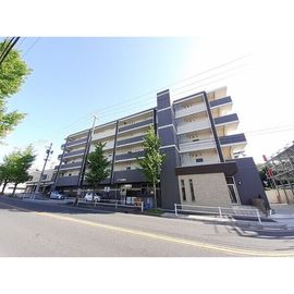 藤が丘駅より徒歩14分 築6年6ヶ月 5階建の賃貸物件