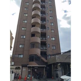 シュロス東白壁 6階 築26年11ヶ月の賃貸物件