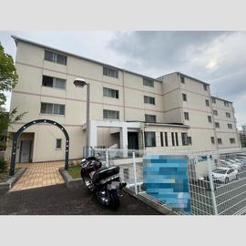 中京競馬場前駅より徒歩5分 4階 築34年2ヶ月の賃貸物件