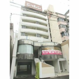 矢場町駅より徒歩10分 築40年3ヶ月 9階建の賃貸物件