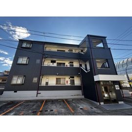 平針駅より徒歩14分 1階 築37年の賃貸物件
