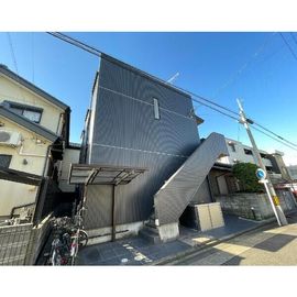 鳴海駅より徒歩5分 1階 築13年11ヶ月の賃貸物件