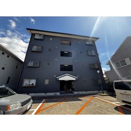比良駅より徒歩25分 築31年5ヶ月 4階建の賃貸物件