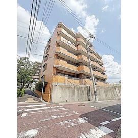 植田駅より徒歩8分 1階 築37年9ヶ月の賃貸物件