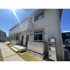 伏屋駅より徒歩13分 築4年8ヶ月 2階建の賃貸物件