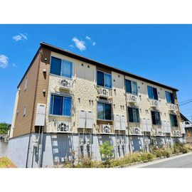AladelcieroI 1階 築9年3ヶ月の賃貸物件