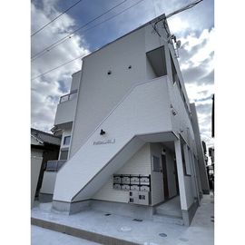 砂田橋駅より徒歩11分 築3年9ヶ月 2階建の賃貸物件
