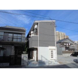 アースクエイク名港 1階 築8年9ヶ月の賃貸物件