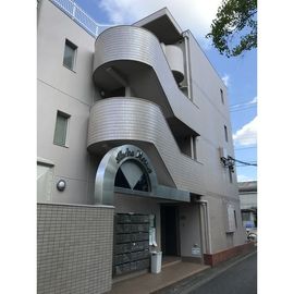 植田駅より徒歩13分 2階 築33年7ヶ月の賃貸物件