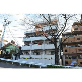 植田駅より徒歩9分 築36年5ヶ月 4階建の賃貸物件