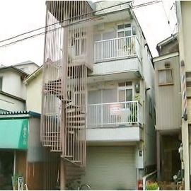 西里ハイツ 2階 築38年11ヶ月の賃貸物件