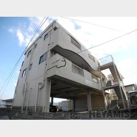 平和公園駅より徒歩15分 3階 築40年の賃貸物件