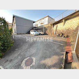 道ノ尾駅より徒歩12分 1階 築41年10ヶ月の賃貸物件