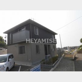 諏訪駅より徒歩15分 1階 築8年9ヶ月の賃貸物件