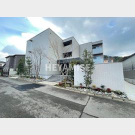 長与駅より徒歩28分 1階 築1年11ヶ月の賃貸物件