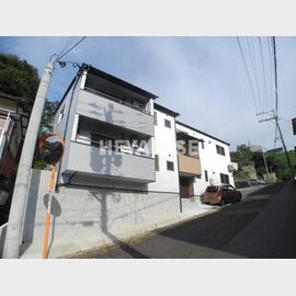 高田駅より徒歩19分 1階 築10年4ヶ月の賃貸物件