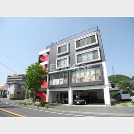 長与駅より徒歩8分 築23年 4階建の賃貸物件