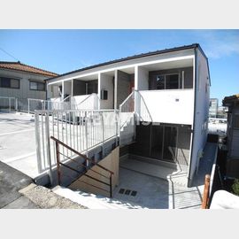 幸駅より徒歩19分 築4年9ヶ月 2階建の賃貸物件