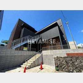 本諫早駅より徒歩3分 1階 築2年10ヶ月の賃貸物件